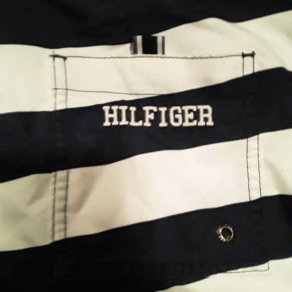 Tommy Hilfiger Unisex Swim Trunk Type Board Shorts - Picture 9 of 16